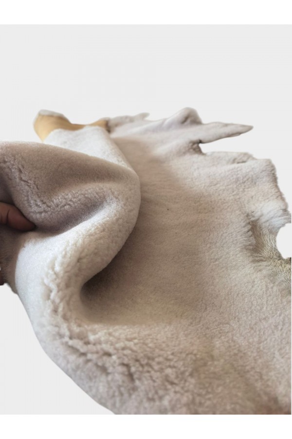 Naturel Beyaz Merinos Posteki